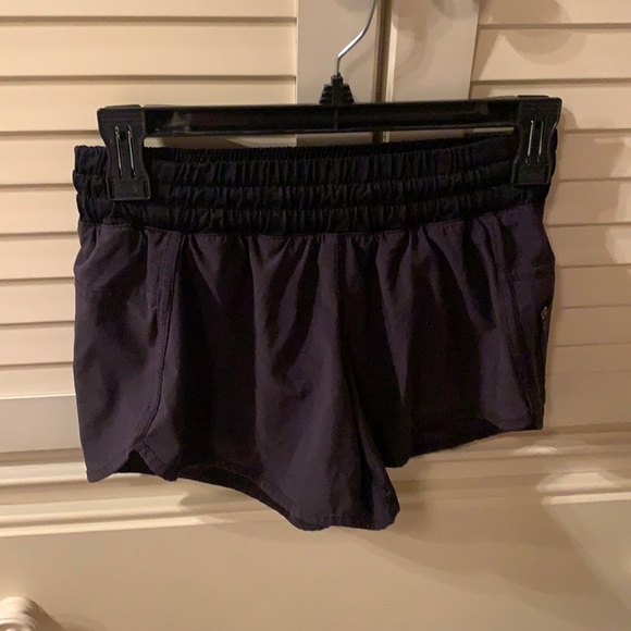 Black lulu shorts - Picture 1 of 3